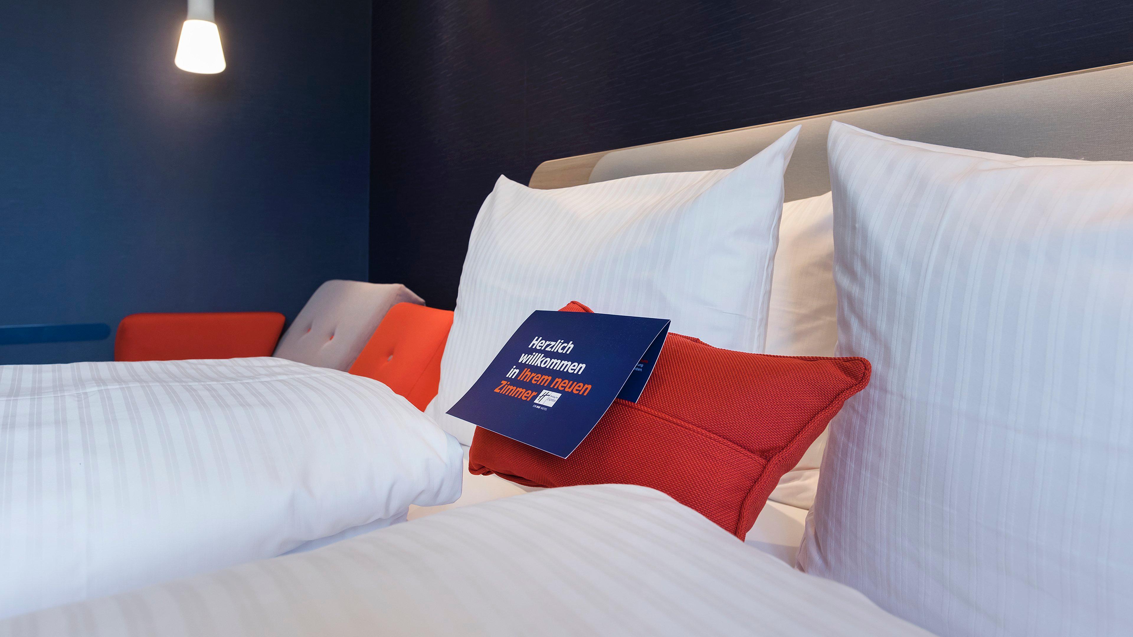 Holiday Inn Express - Wiesbaden By Ihg Exterior foto