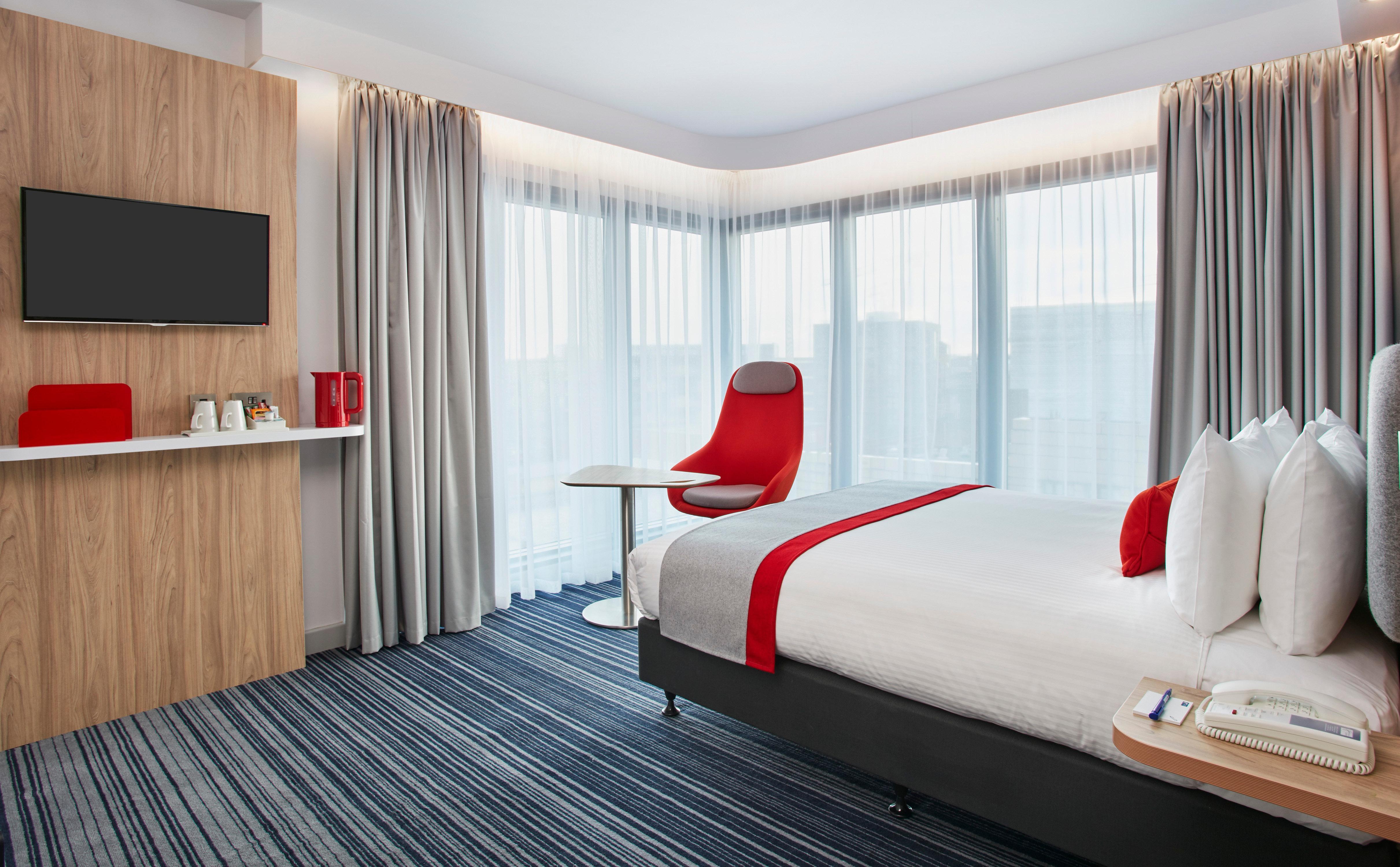 Holiday Inn Express - Wiesbaden By Ihg Exterior foto